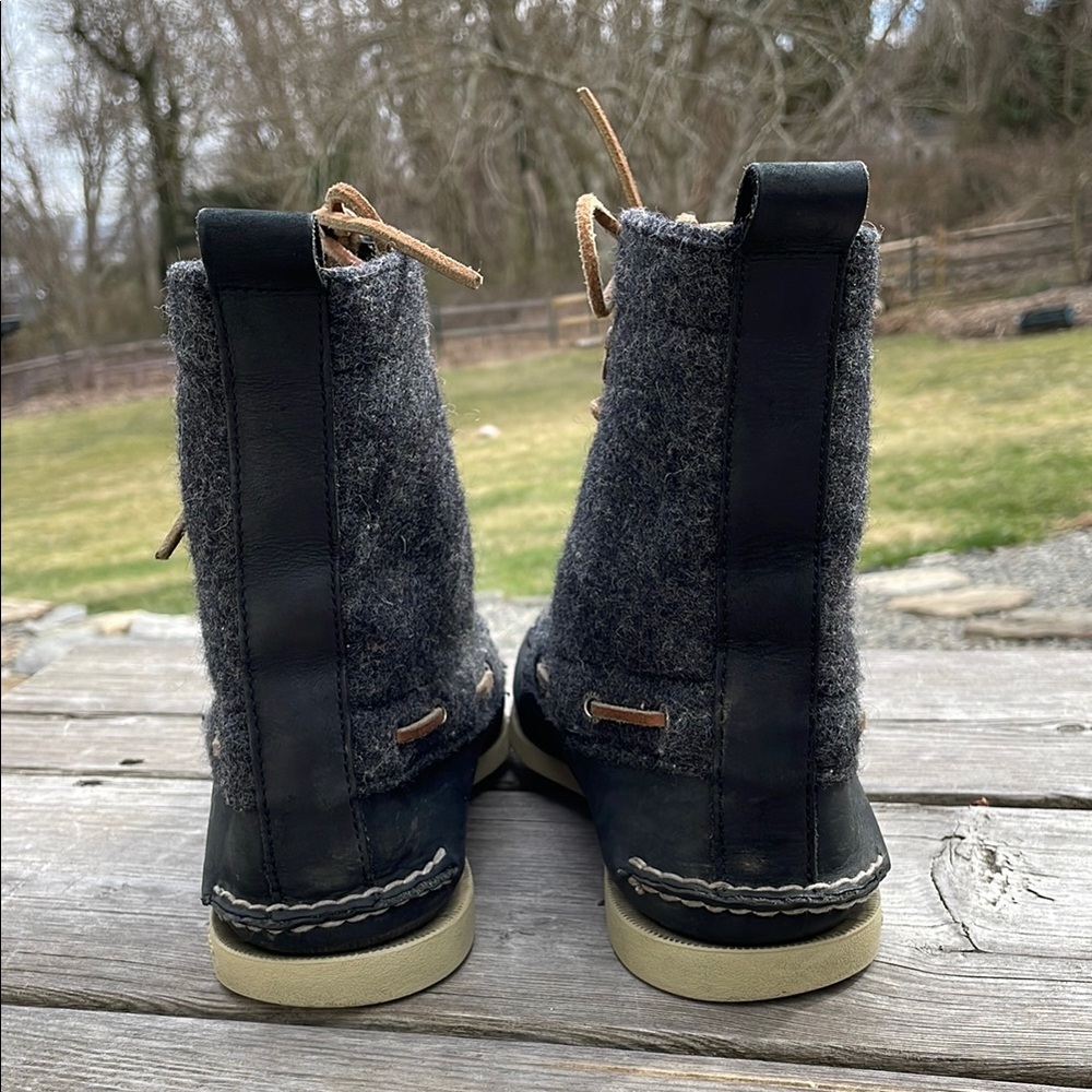 Sperry Top-Sider Gray and Black Boots - Picture 4 of 6
